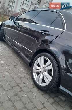 Седан Mercedes-Benz E-Class 2012 в 
