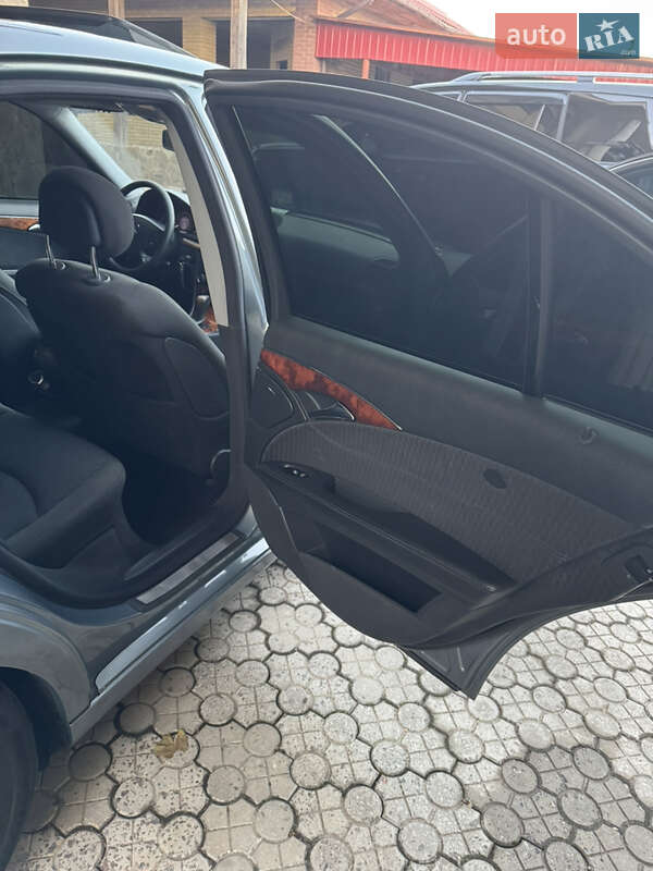 Седан Mercedes-Benz E-Class 2004 в Чугуеве фото 38 Седан Mercedes-Benz E-Class 2004 в Чугуеве