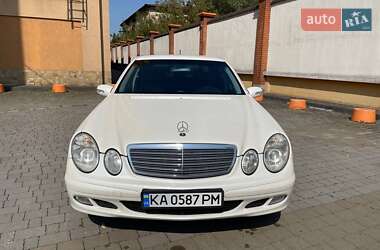 Седан Mercedes-Benz E-Class 2005 в Коломые