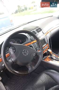 Седан Mercedes-Benz E-Class 2004 в Киеве