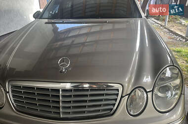 Седан Mercedes-Benz E-Class 2006 в 