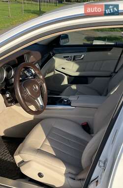 Седан Mercedes-Benz E-Class 2015 в 