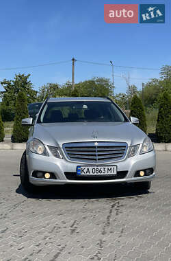 Универсал Mercedes-Benz E-Class 2011 в Киеве