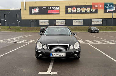 Седан Mercedes-Benz E-Class 2007 в Ровно