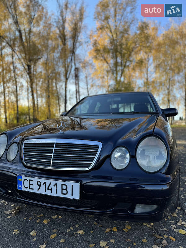 Седан Mercedes-Benz E-Class 2002 в Чернівцях