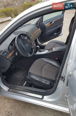 Седан Mercedes-Benz E-Class 2005 в 