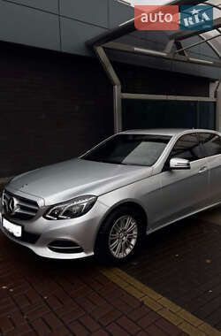 Седан Mercedes-Benz E-Class 2014 в Овруче