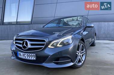 Седан Mercedes-Benz E-Class 2013 в Львове