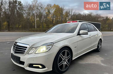 Седан Mercedes-Benz E-Class 2010 в Білій Церкві