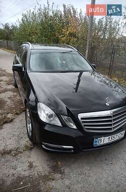 Универсал Mercedes-Benz E-Class 2012 в Кременчуге