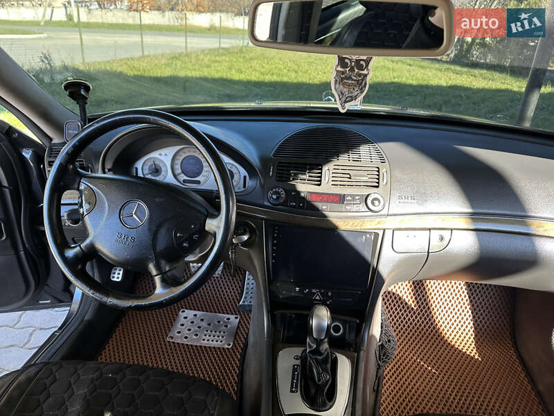Седан Mercedes-Benz E-Class 2002 в Гусятине