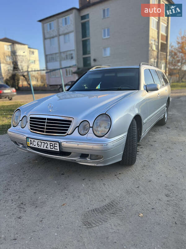 Универсал Mercedes-Benz E-Class 2000 в 