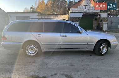 Универсал Mercedes-Benz E-Class 2000 в 