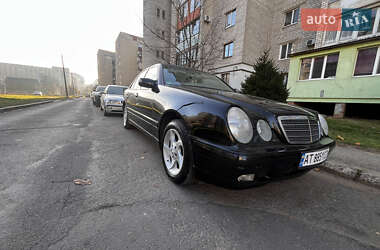 Седан Mercedes-Benz E-Class 2002 в Ивано-Франковске