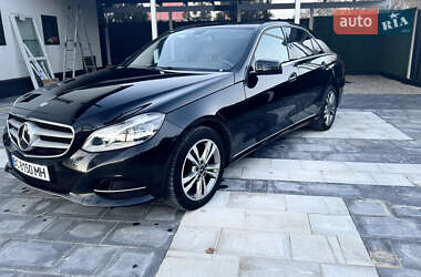 Седан Mercedes-Benz E-Class 2015 в 