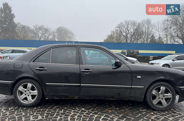 Седан Mercedes-Benz E-Class 1998 в Львове