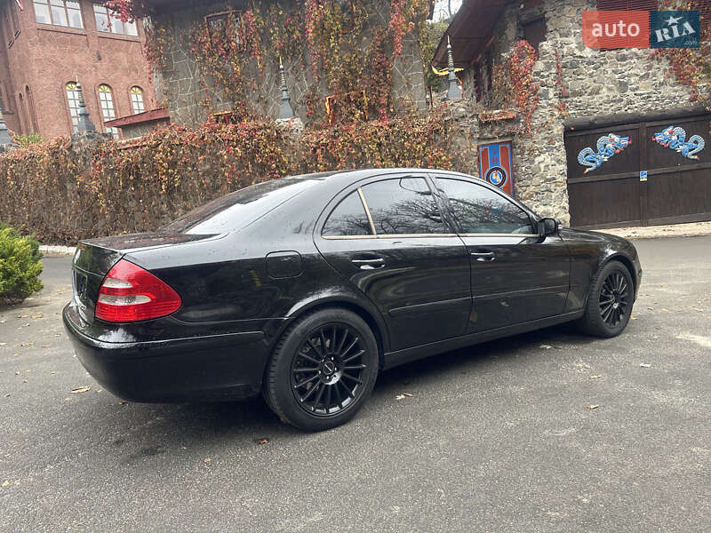 Седан Mercedes-Benz E-Class 2004 в Черкасах