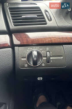 Седан Mercedes-Benz E-Class 2004 в 