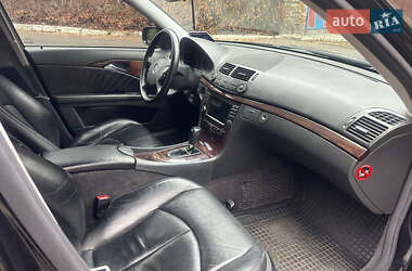 Седан Mercedes-Benz E-Class 2004 в 