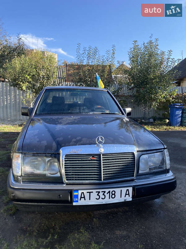 Mercedes-Benz E-Class 1993 Mercedes-Benz E-Class 1993