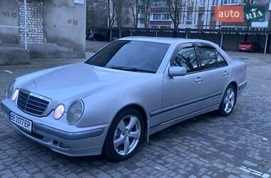 Седан Mercedes-Benz E-Class 2001 в Миколаєві