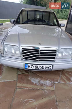 Седан Mercedes-Benz E-Class 1993 в Теребовле