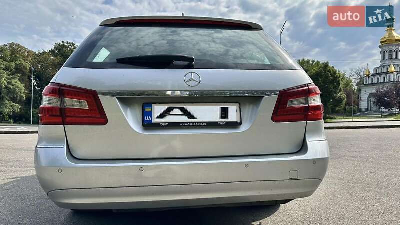 Универсал Mercedes-Benz E-Class 2011 в Киеве