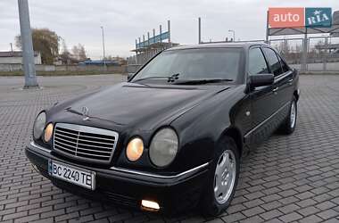 Седан Mercedes-Benz E-Class 1997 в Львове