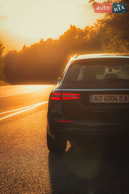 Универсал Mercedes-Benz E-Class 2018 в Ужгороде