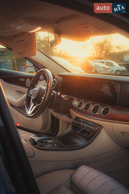 Универсал Mercedes-Benz E-Class 2018 в Ужгороде