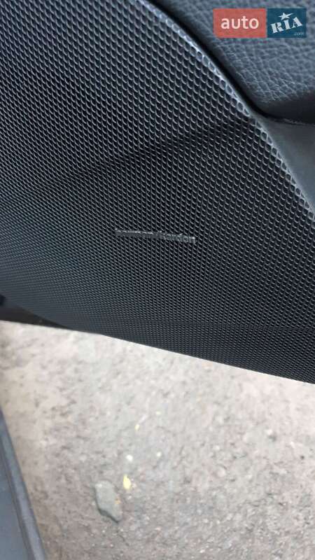 Седан Mercedes-Benz E-Class 2006 в Ровно