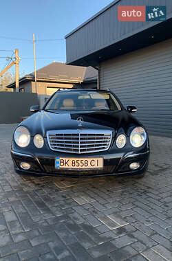Универсал Mercedes-Benz E-Class 2006 в 