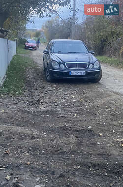 Седан Mercedes-Benz E-Class 2002 в Вижниці