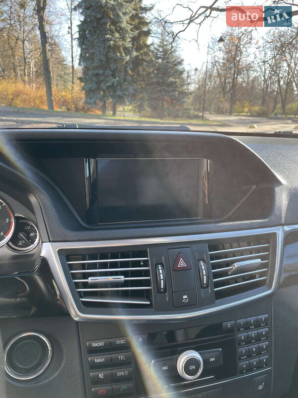 Седан Mercedes-Benz E-Class 2009 в Житомире