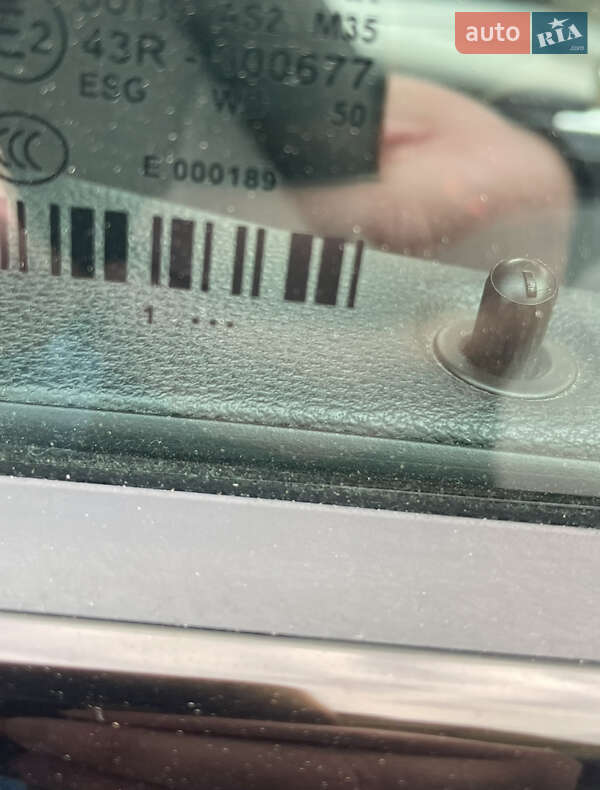 Седан Mercedes-Benz E-Class 2011 в Тернополе