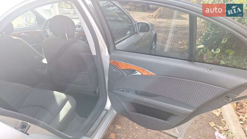 Седан Mercedes-Benz E-Class 2003 в Березанке фото 7 Седан Mercedes-Benz E-Class 2003 в Березанке