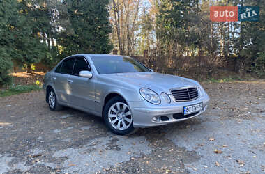 Седан Mercedes-Benz E-Class 2003 в Жидачове