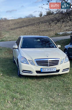 Седан Mercedes-Benz E-Class 2012 в Кропивницком