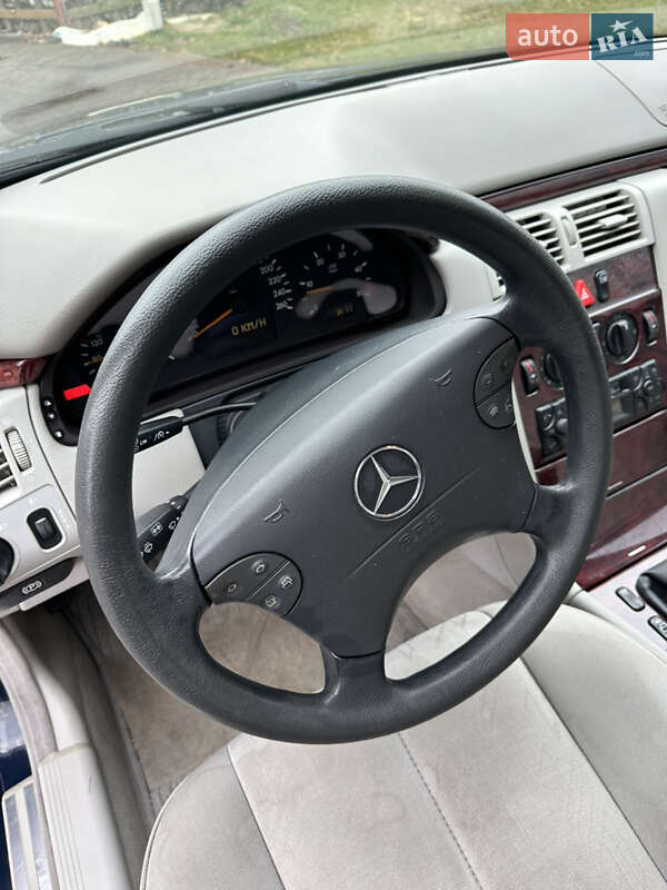 Универсал Mercedes-Benz E-Class 2001 в Нововолынске