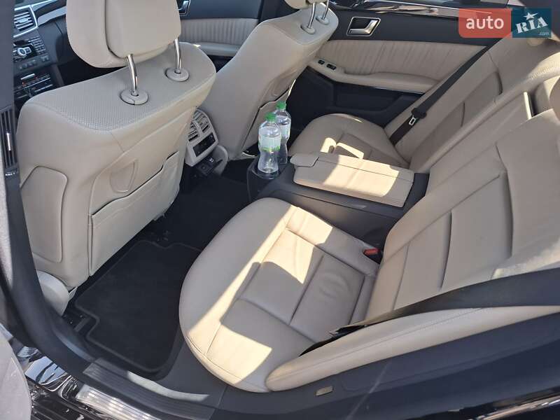 Седан Mercedes-Benz E-Class 2012 в Києві фото 18 Седан Mercedes-Benz E-Class 2012 в Києві