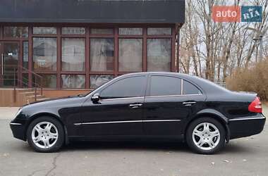 Седан Mercedes-Benz E-Class 2005 в Днепре