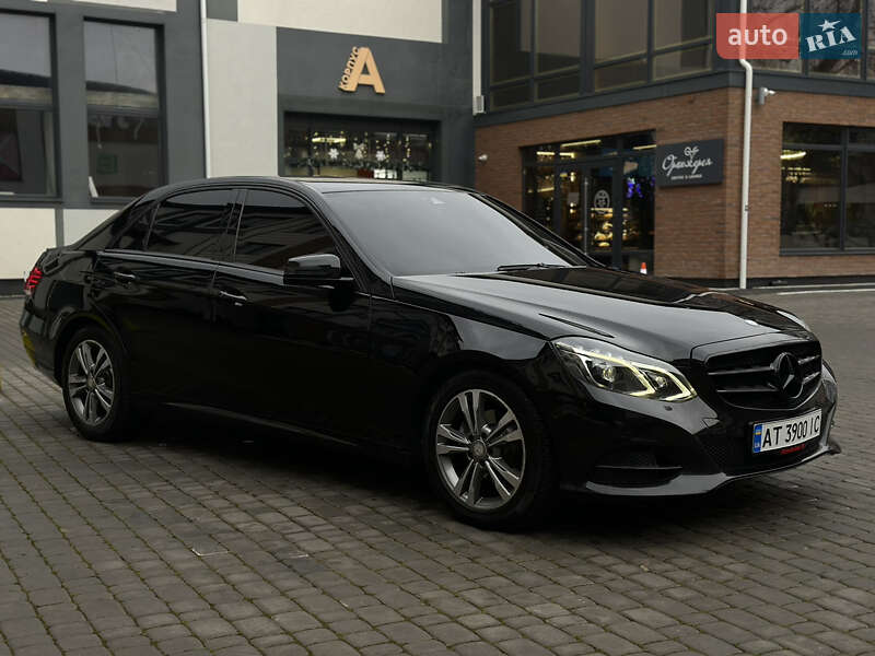 Седан Mercedes-Benz E-Class 2013 в Коломые