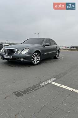 Седан Mercedes-Benz E-Class 2007 в Чернівцях