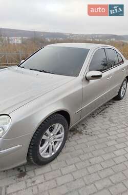 Седан Mercedes-Benz E-Class 2003 в Теребовле