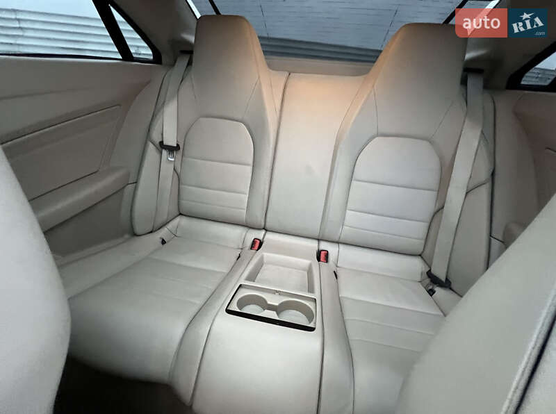 Купе Mercedes-Benz E-Class 2013 в Львове