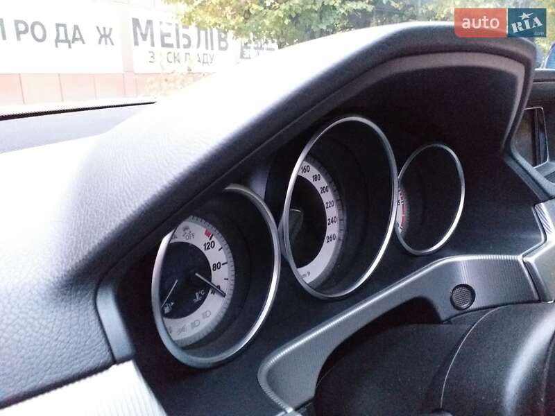 Седан Mercedes-Benz E-Class 2013 в Хмельницком