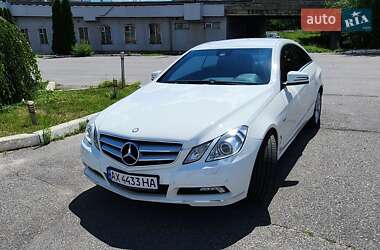 Купе Mercedes-Benz E-Class 2010 в Харькове