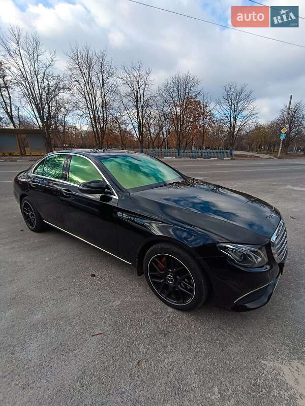 Седан Mercedes-Benz E-Class 2018 в Никополе