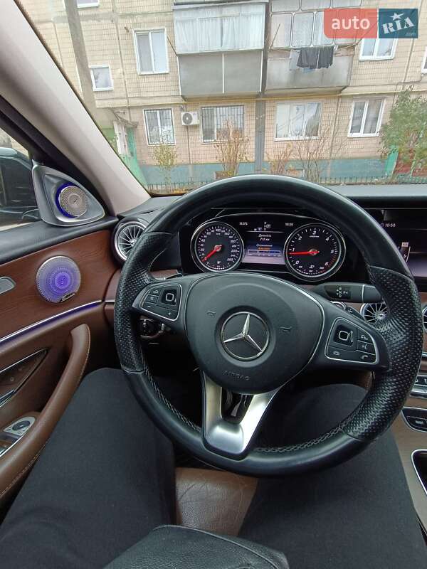 Седан Mercedes-Benz E-Class 2018 в Никополе