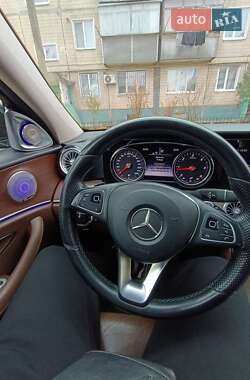 Седан Mercedes-Benz E-Class 2018 в 